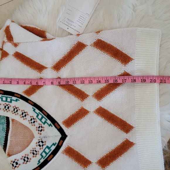 Anthropologie's Entro Pullover V-neck Aztec Print Sweater - Picture 8 of 10